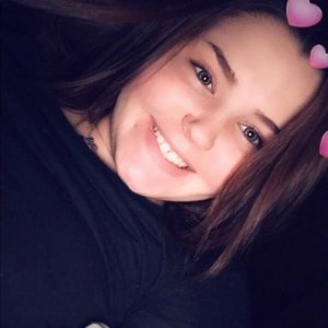 Meet your Posher, Jenna